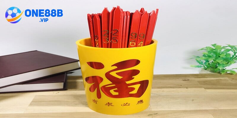 Xin con đề hiệu quả nhờ rút thẻ xăm